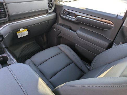 New 2026 Chevrolet Silverado 1500 LT Trail Boss w/ Convenience Package II image 17