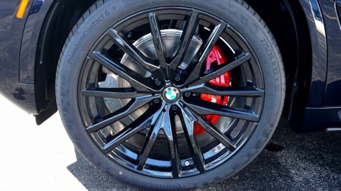 New 2026 BMW X5 xDrive40i w/ M Sport Package image 3