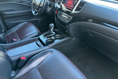 Used 2019 Honda Ridgeline Black Edition image 18