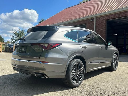 New 2026 Acura MDX w/ Advance Package image 4