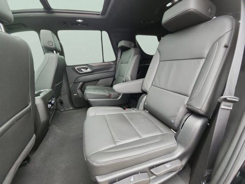 Certified 2022 Chevrolet Tahoe Z71 w/ Luxury Package image 16