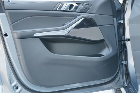 New 2026 BMW X7 M60i image 10