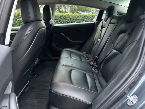 Used 2022 Tesla Model 3 Long Range image 25