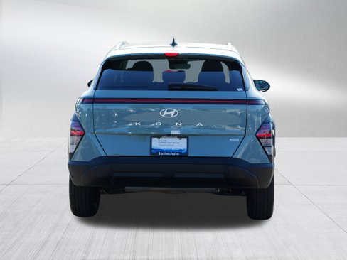 Certified 2025 Hyundai Kona SEL image 6