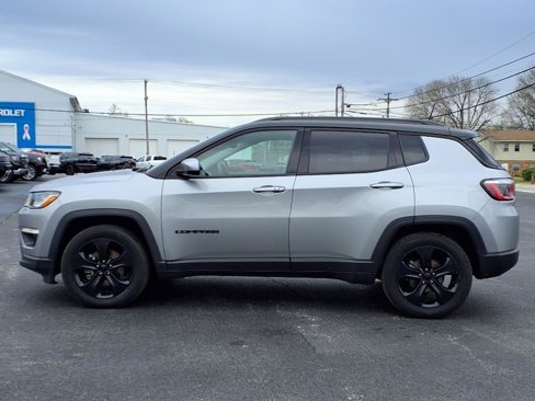 Used 2019 Jeep Compass Altitude image 2
