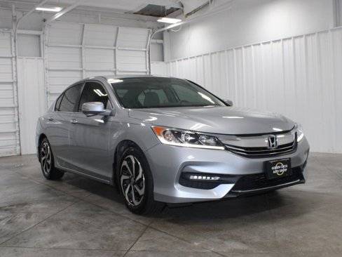 Used 2017 Honda Accord EX-L image 44
