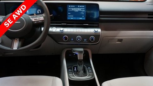 Used 2024 Hyundai Kona SE image 35
