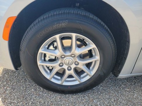 New 2026 Chrysler Pacifica Select image 25