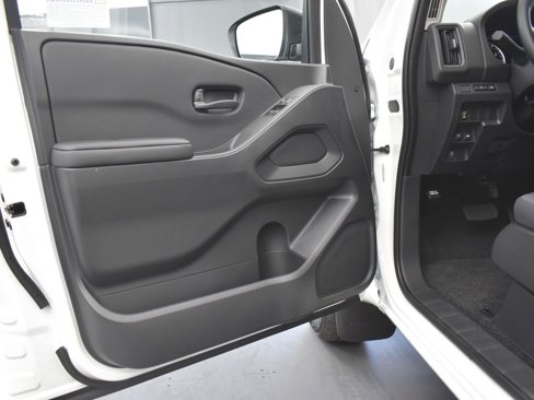 New 2026 Nissan Frontier S image 23
