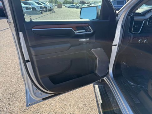 Used 2022 GMC Sierra 1500 Denali w/ Denali Reserve Package image 10
