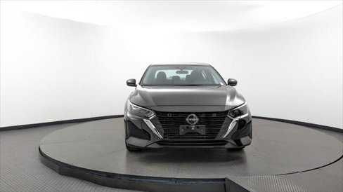Used 2025 Nissan Sentra SV image 11