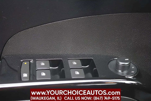 Used 2020 Chevrolet Sonic LT w/ Convenience Package image 17