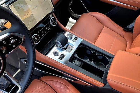 New 2026 Jaguar F-PACE R-Dynamic S image 8