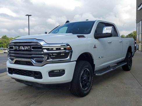 Used 2025 RAM 2500 Laramie image 2