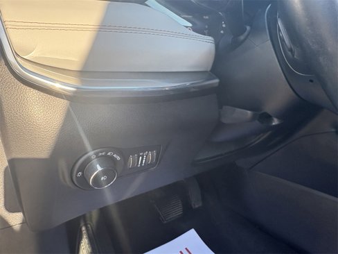 Certified 2022 Jeep Compass Limited image 13