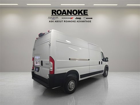 Used 2025 RAM ProMaster 2500 w/ Convenience Group image 8