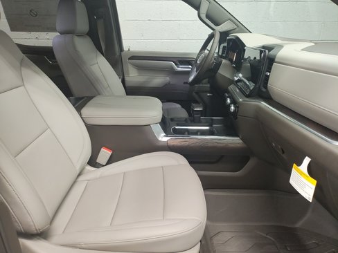 New 2026 GMC Sierra 1500 SLT w/ SLT Premium Plus Package image 7