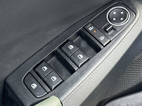 Used 2024 Kia Seltos SX w/ SX Sunroof Package image 25