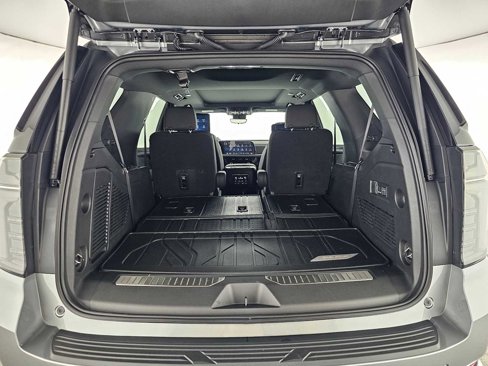 Used 2026 Chevrolet Tahoe Premier image 18