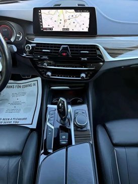 Used 2018 BMW 540i xDrive image 17