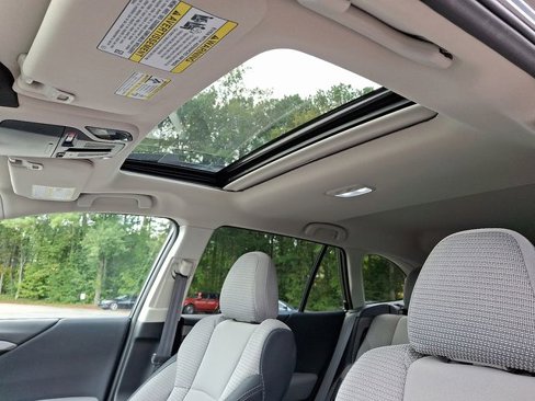 Used 2025 Subaru Outback Premium w/ Popular Package #1A image 18