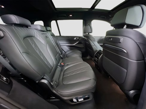 New 2026 BMW X7 xDrive40i w/ M Sport Package image 31