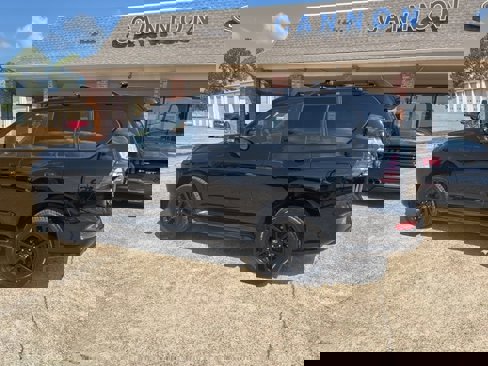 Used 2023 Lexus GX 460 image 3