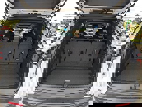 New 2026 Chevrolet Traverse LT w/ Enhanced Driving Package image 30