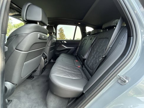 New 2026 BMW X5 sDrive40i w/ M Sport Package image 27
