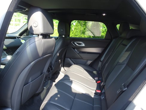 New 2026 Land Rover Range Rover Velar Dynamic SE image 18