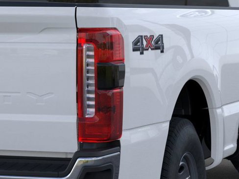 New 2026 Ford F350 XL image 21