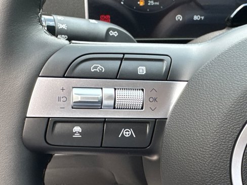 Used 2025 Hyundai Tucson SEL image 25