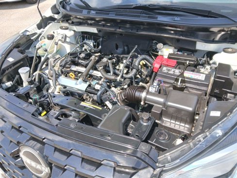 Used 2024 Nissan Kicks SV image 17