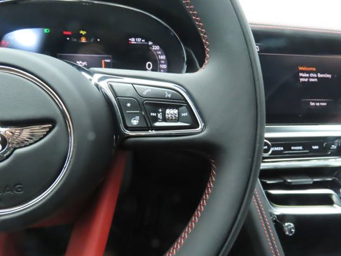 New 2025 Bentley Flying Spur Plug-In Hybrid image 13