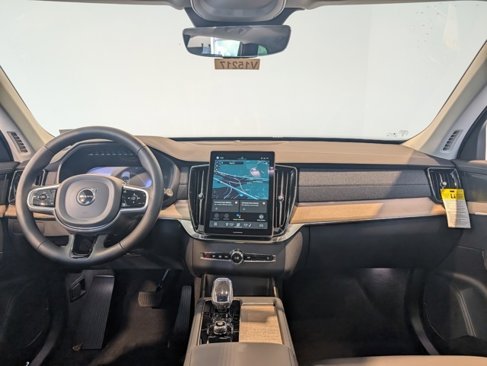 New 2026 Volvo XC90 B6 Plus w/ Protection Package Premier image 13