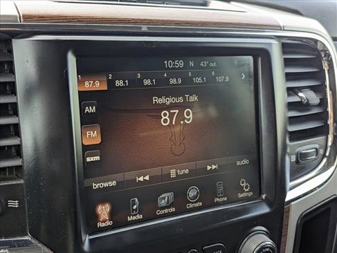 Used 2015 RAM 3500 Laramie image 13