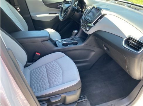 Used 2020 Chevrolet Equinox LS w/ LS Convenience Package image 33
