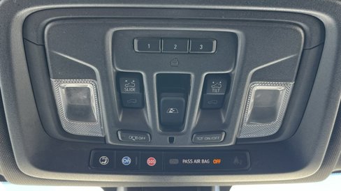 Used 2022 Chevrolet Silverado 2500 High Country w/ Z71 Off-Road Package image 21