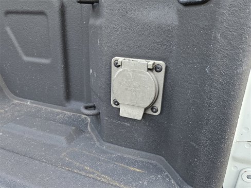 Used 2022 Chevrolet Silverado 1500 Custom image 27