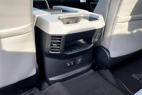 New 2026 Toyota Tundra Limited image 17