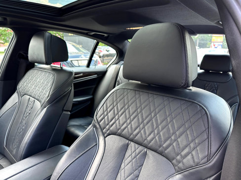 Used 2019 BMW 530i xDrive w/ Luxury Seating Package image 20