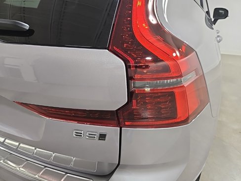 New 2026 Volvo XC60 B5 Plus w/ Protection Package Premier image 9
