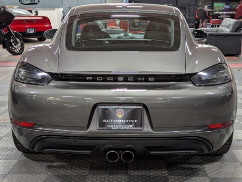 Used 2018 Porsche 718 Cayman S w/ Sport Chrono Package image 11