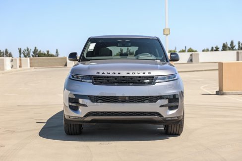 New 2025 Land Rover Range Rover Sport SE image 2