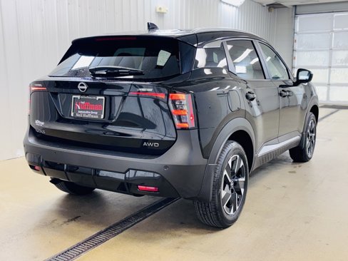 New 2026 Nissan Kicks SV w/ Cold Weather Package image 5