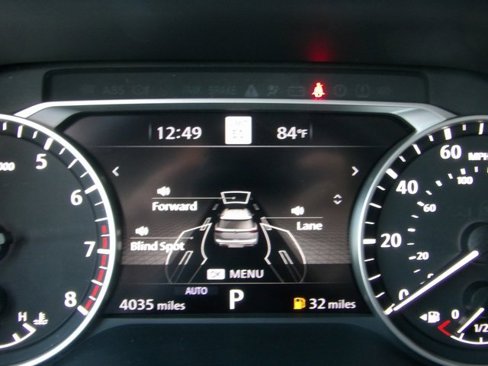 Certified 2024 Nissan Pathfinder SL image 50