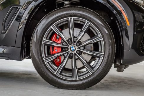 Used 2022 BMW X5 xDrive40i w/ M Sport Package image 17