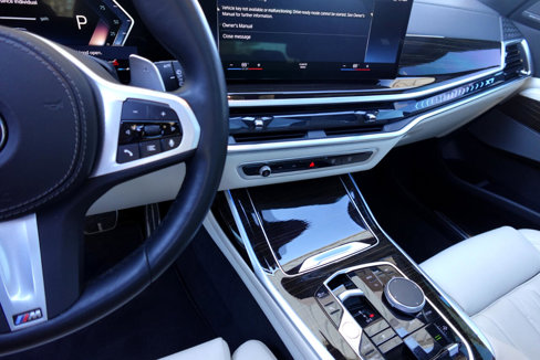 Used 2023 BMW X7 xDrive40i w/ M Sport Package image 14