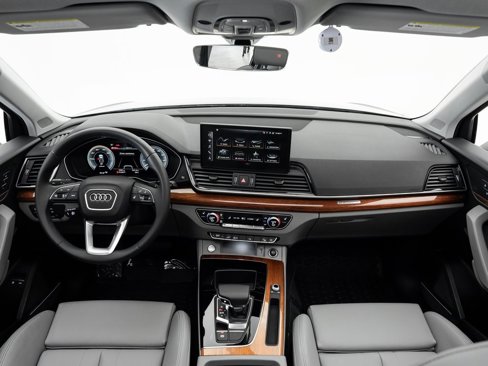 Used 2024 Audi Q5 e Premium Plus image 19