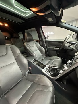 Used 2016 Volvo XC60 T5 Premier w/ Proximity Package image 38